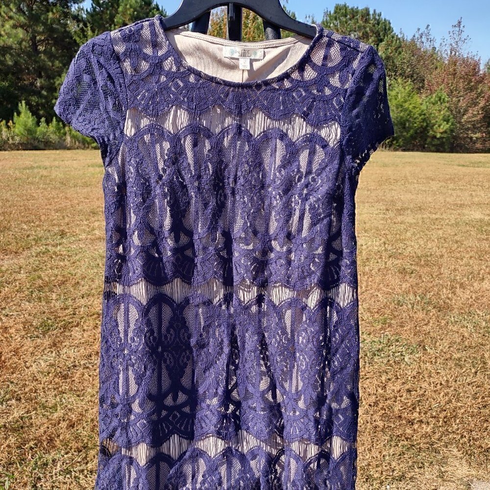 Love Fire Navy Blue Lace Short Sleeved A Line Dress Size S